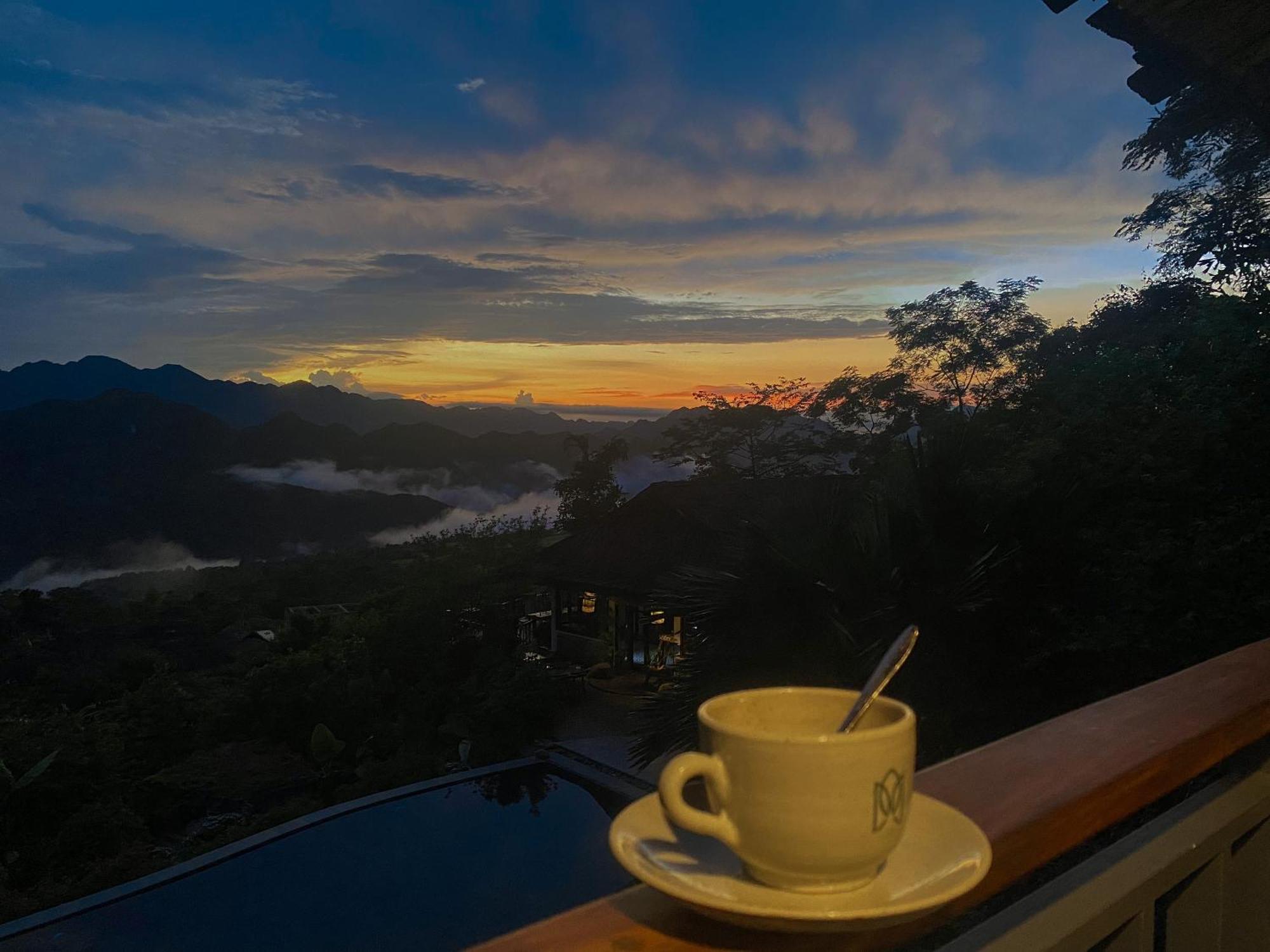 ปูลวง อีโคการ์เดน Hotel Pu Luong ภายนอก รูปภาพ